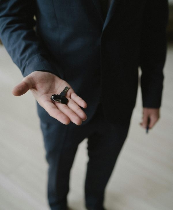 Lease Structuring & Compliance Support